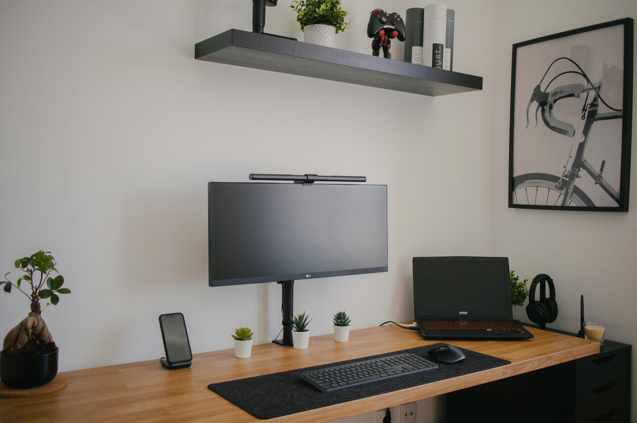Ergonomic Workstation